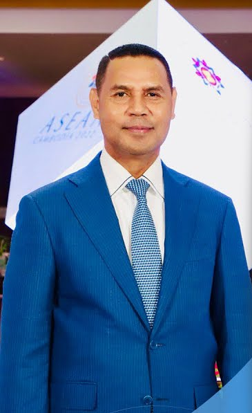 H.E Ermenegildo Kupa Lopes